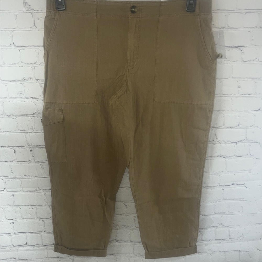 Sonoma size 16 Tan Capri Pants Ultracomfort Waistband New with tags
